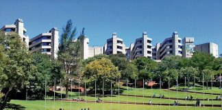 UJ
